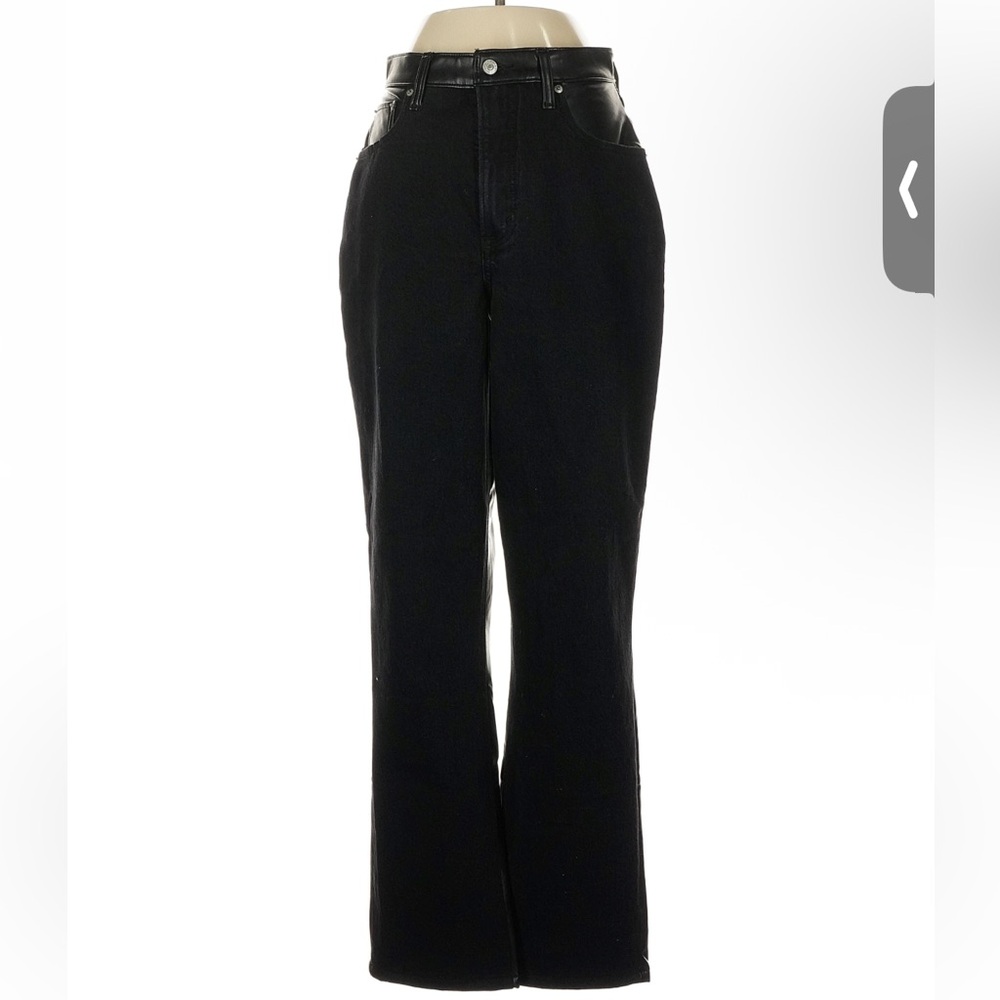 Abercrombie & Fitch Women's Black Straight Leg Jeans